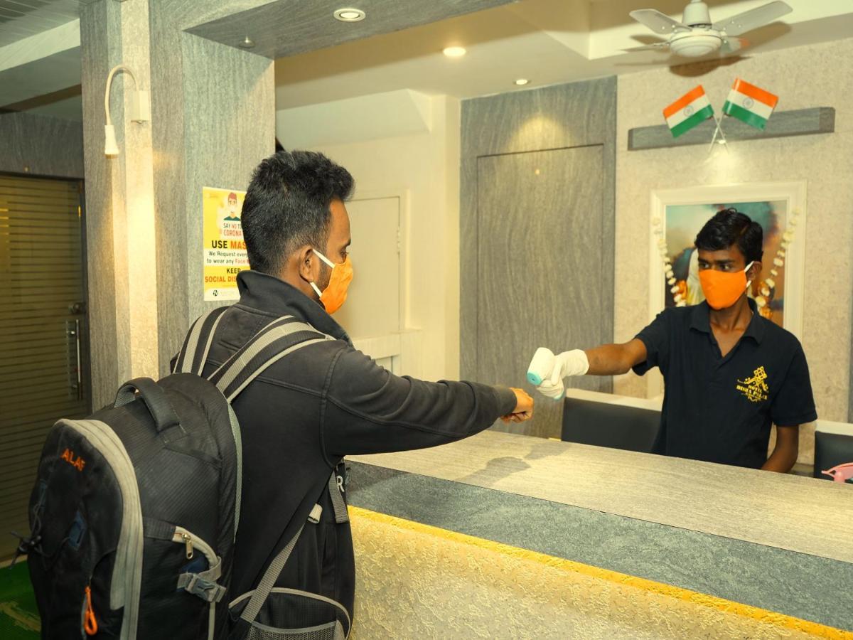 Hotel Disha Palace Shirdi Εξωτερικό φωτογραφία
