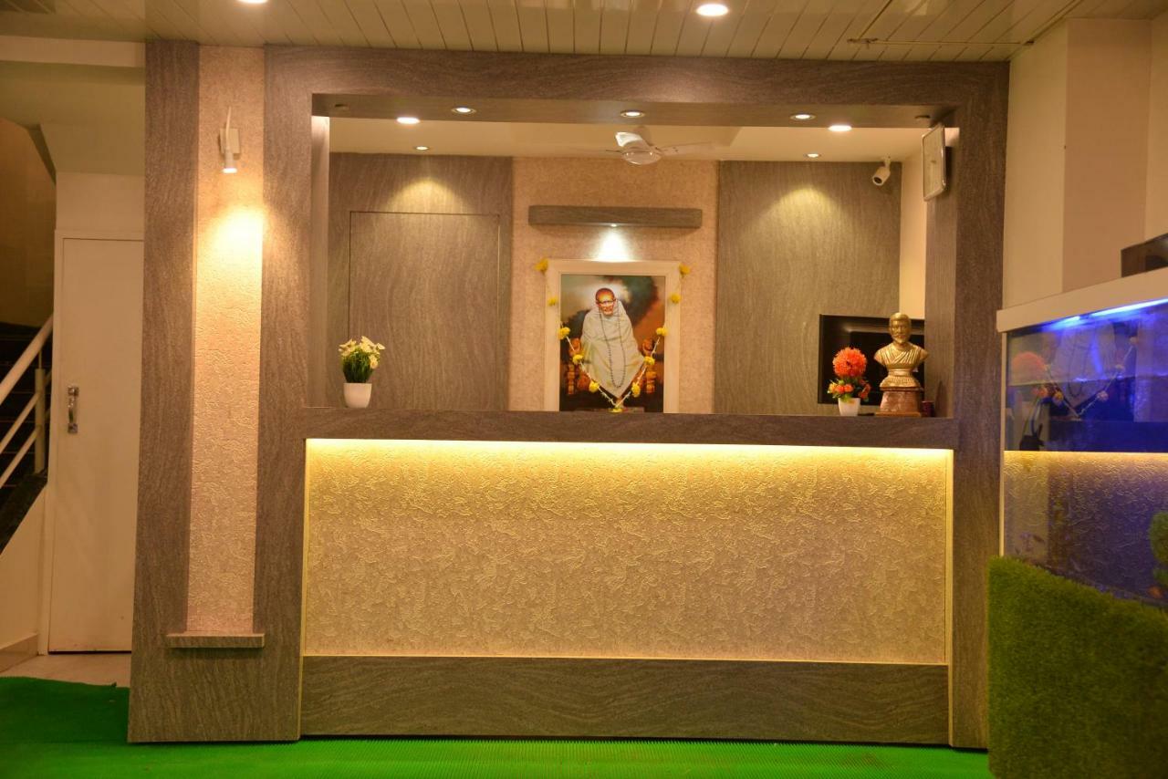 Hotel Disha Palace Shirdi Εξωτερικό φωτογραφία