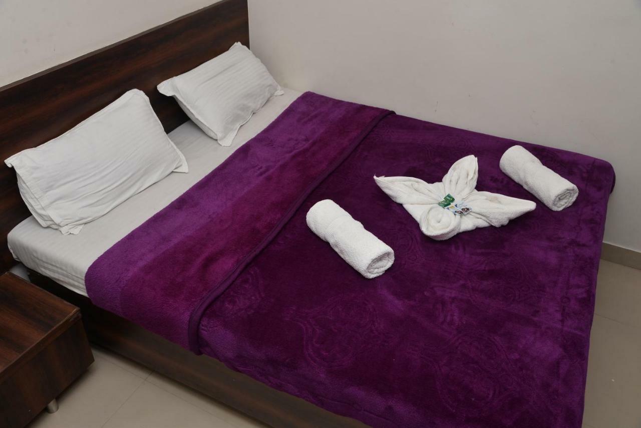 Hotel Disha Palace Shirdi Εξωτερικό φωτογραφία